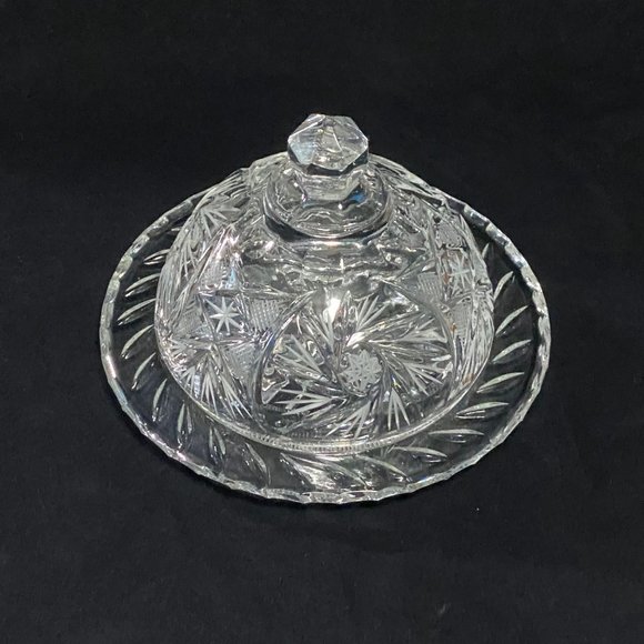Eleanor American Cut Round Glass Cover Butter/Cheese Dish Pinwheel Fan Stars - Picture 2 of 11